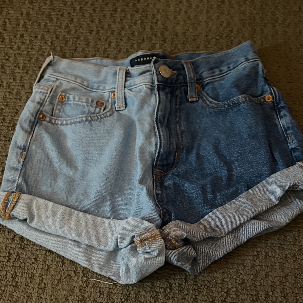 Aeropostale Two-Tone Blue Jean Shorts